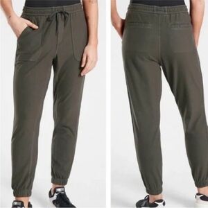 Athleta Farralon Jogger Pants Cypress Green
